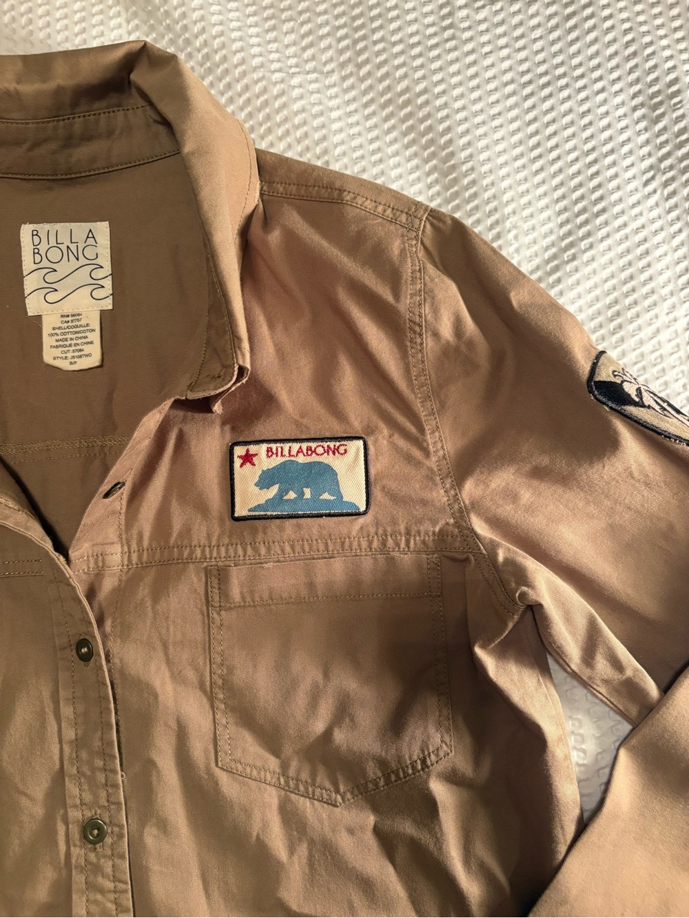 Billabong Women's Army Green Button-Down Utility Shirt with Patches - Picture 3 of 7